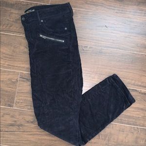 Lucky Brand ☘️ Women’s 10 Navy Corduroy Jeans